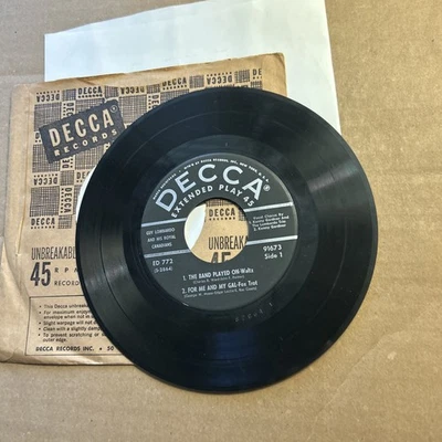 Guy Lombardo The Band Played On For Me And Mike  San You Made Love U Ep Decca 45 - Image 1 of 3