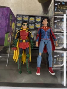 DC Icons Super Sons Superboy Figure confezione da 2 - Jonathan Kent Damian Wayne - Foto 1 di 12