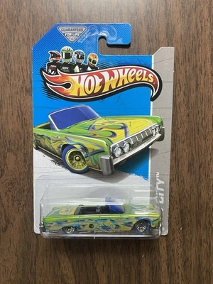 Hot Wheels 2013 Treasure Hunt HW City 1964 Lincoln Continental - Изображение 1 из 2
