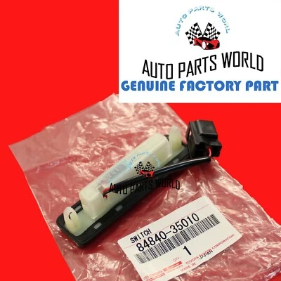 INTERRUPTOR DE LIBERACIÓN DE PUERTA TRASERA PUERTA TRASERA ORIGINAL OEM TOYOTA 03-23 4RUNNER 84840-35010 Foto 1 de 4