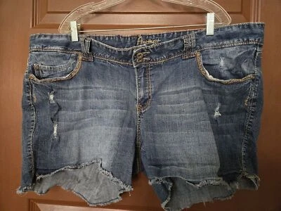 Amethyst Women's Denim Jean Shorts Medium Wash Plus Size 24 - Image 1 of 4
