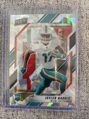 2022 Panini VIP Gold Packs Jaylen Waddle Cracked Ice RC Rookie /99 #RC5 Miami - Image 1 of 2