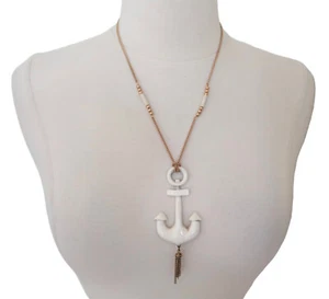 vtg AVON Enamel Anchor pendant necklace - Picture 1 of 8