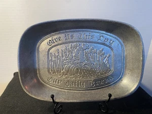 Plato Bandeja Para Servir De Colección Wilton Armetale “Danos Este Día Nuestro Pan Diario” - Imagen 1 de 4