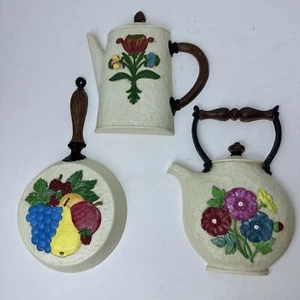 Home Interiors Küche Wanddeko 3er Set Teekanne Kaffeekanne Pfanne Vintage - Bild 1 von 24