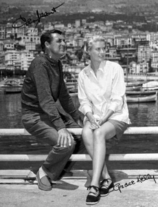 CARY GRANT - To Catch A Thief Preimpresa Foto Firmada 8 X10 Bristol + Certificado de Autenticidad pp - Imagen 1 de 3