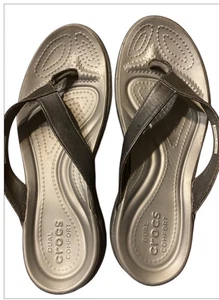 Crocs Sandalen / Flip Flops mit doppeltem Komfort. Damen Gr. 7, schwarz " - Bild 1 von 9