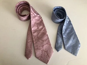 Donald J Trump Neck Ties Lot Of 2 Signature Collection 100% Silk Gold Bar Crest - Picture 1 of 14