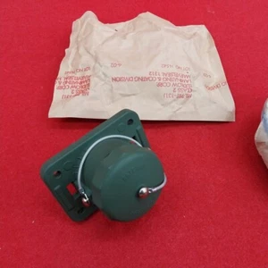 GATEWAY MS75058-1 NATO Socket 2-PIN 24V Connector Receptacle - Picture 1 of 6