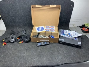 swann SRDVR-83250N Security System with 4 Cameras - Picture 1 of 5