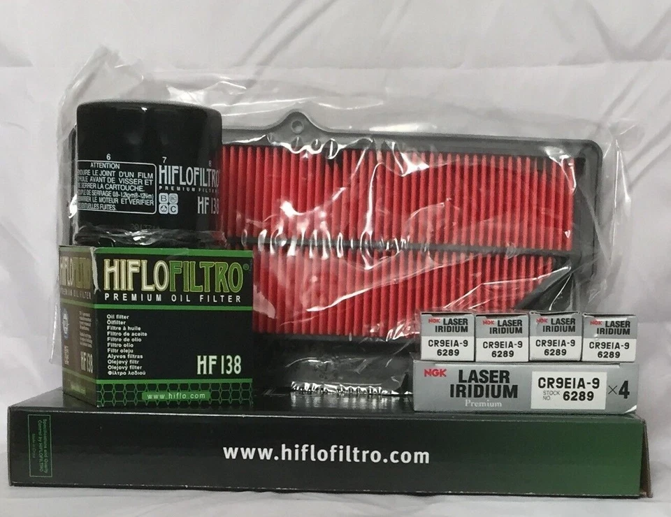 Сервисный комплект подходит для фильтров SUZUKI GSXR1000 (2009–2016 гг.) и 4 свечей зажигания NGK - Изображение 1 из 4