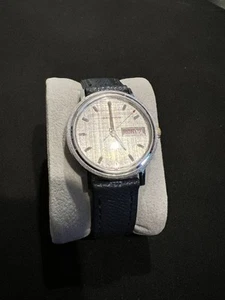Waltham 17 Jewels Linen Dial Mechanical Vintage Watch Steel b-260-c Day Date - Picture 1 of 4