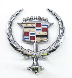 Vintage Cadillac Car Hood Ornament Crest Wreath Pre-owned - Bild 1 von 6