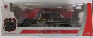 HIGHWAY 61 1957 CHEVROLET 150 SEDAN STATE HIGHWAY PATROL OHIO 1:18 SCALE  - Picture 1 of 1