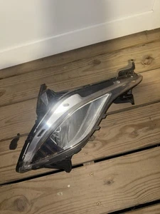 Faro antiniebla parachoques delantero izquierdo híbrido Hyundai Sonata 2011-2015 92201-4R000 - Imagen 1 de 5
