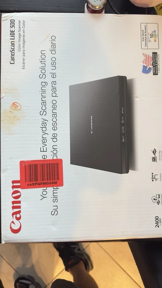 Flatbed Portable Scanner Canon CanoScan LiDE 300 2400 dpi  New - Image 1 of 1