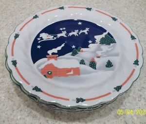 4 Sango Julie Dinner Plates 10 3/4" Christmas Eve Scalloped Santa Sled Reindeer - Picture 1 of 4