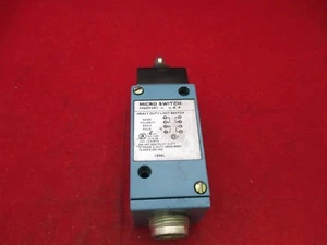 Micro Switch Limit Switch LSA4L - Picture 1 of 3