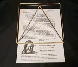 New 9” Pyradome by Pyradyne Dr Fred Bell Pyramids Gold With Paperwork From Book - Picture 1 of 9
