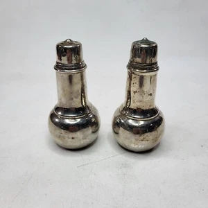 Par de cocteleras de sal y pimienta vintage plateadas de 4,5 pulgadas de alto - Imagen 1 de 5