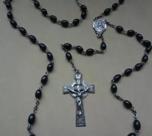 LOVELY VINTAGE STERLING SILVER CRUCIFIX BLACK BEAD ROSARY - Picture 1 of 4