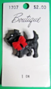 BOUTIQUE 1&1/4" RED BOW SCOTTIE PUPPY DOG BLACK PLASTIC SHANK BUTTON-E331 - Picture 1 of 3