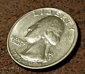 1976 25c US Quarter Bicentennial Broadstruck Off-Center Mint Error - Picture 1 of 9
