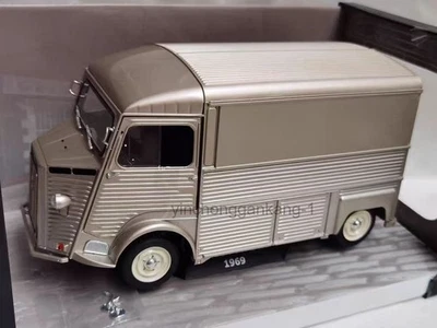 SOLIDO 1/18 CITROEN TYPE HY 1969 Citroën Van Diecast Model - Image 1 of 4
