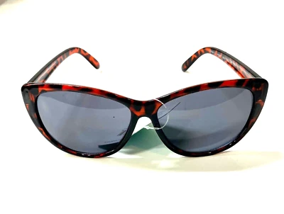 Foster Grant Womens Leopard Print Best Value Sunglasses 100% UVA-UVB Protection - Image 1 of 4