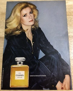 Catherine Deneuve 1978 para Chanel No. 5 PERFUMES - Anuncio de revista vintage - Imagen 1 de 2