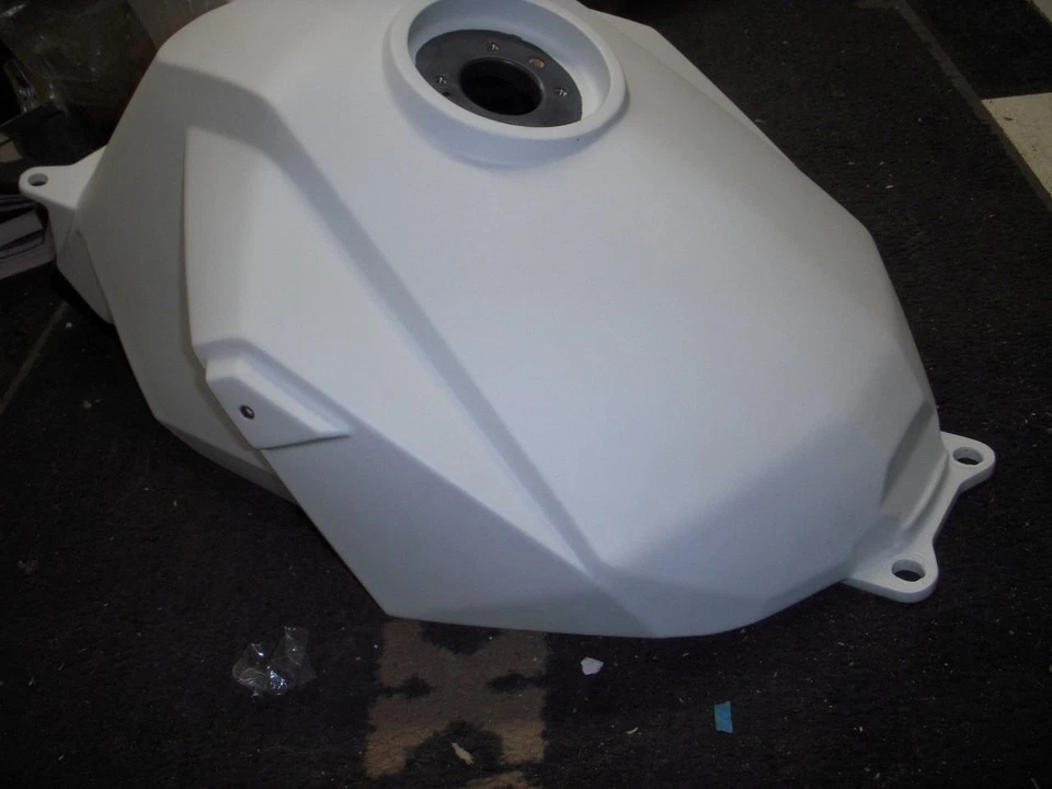 KTM 1190 RC8 2010 tanque de combustible de gasolina P# 6900701314427Z blanco ópalo 120523-15 Foto 1 de 1