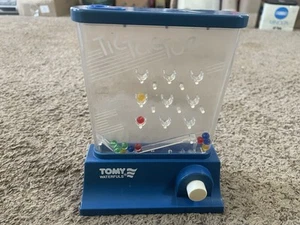 Vintage 1976 TOMY Wonderful Waterful Tic-Tac-Toe Water Game No Stoppers - Picture 1 of 5