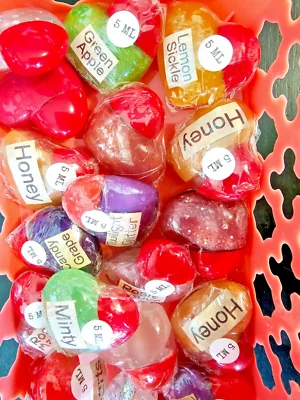 Lip Gloss, Lot X 20, Heart Shaped, Bulk, Organic, Natural, Assorted Flavored - Image 1 of 3