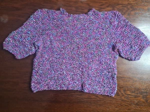 Pullover in Lilatönen selbstgestrickt aus Bändchengarn für Damen in Gr. 38 - Bild 1 von 3