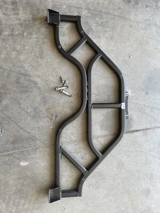 Soporte de maletero trasero Pontiac GTO 2004-2006 con herrajes - Imagen 1 de 4