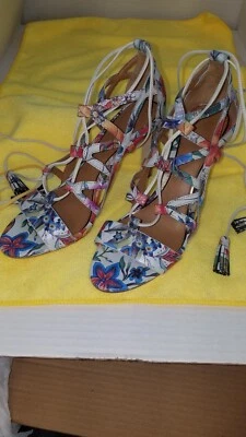 ELIE TAHARI С РЕМЕШКАМИ ВЫСОКИЙ КАБЛУК КОЖАНЫЕ ТУФЛИ ЖЕНСКИЙ РАЗМЕР (7) 37,5 ЕВРО - Изображение 1 из 4