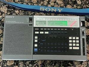 Vintage Sony ICF-2010 PLL Synthesized Receiver Restored High Serial # Nice - Zdjęcie 1 z 10