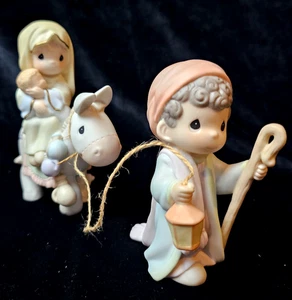 SIGNED Vtg Precious Moments Flight Into Egypt 1998 LE Mary Joseph Baby Jesus EUC - Picture 1 of 14