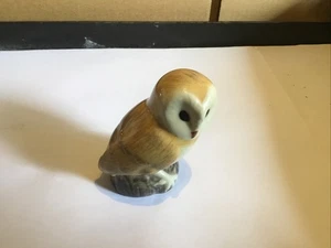 Quail Pottery OWL 3" H 2" L 1 1/2" W Light Brown & Gray Colour Brown Base - Photo 1/6