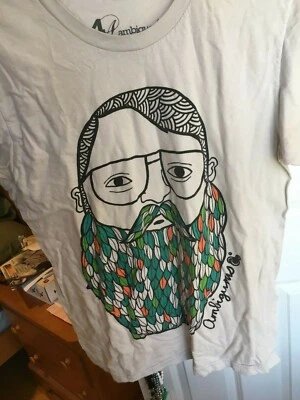 Camiseta Ambígua Skateboarding BeardyMan Vintage Tamanho M RARA Antiga Skate Wear  - Imagem 1 de 4