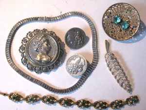 Bag Vintage Jewelry Set Pin Brooch Bracelert Earrings - Picture 1 of 5