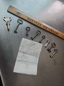 8 Vintage Antique Barrel Keys Lot w/ ORIGINAL Receipt - Picture 1 of 11