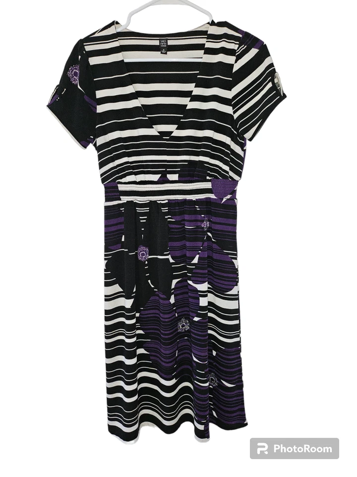 Vestido Saks Fifth Avenue Calce y Acampanado Marfil y Negro Rayas Con Púrpura Talla 6 Foto 1 de 4