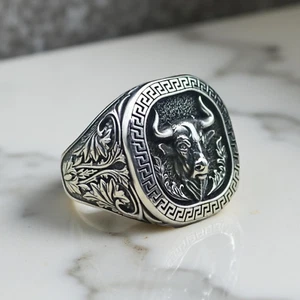 925 Sterling Silver Bull Signet Ring for Men Artisan Crafted Bold Statement Ring - Picture 1 of 6