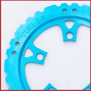 NOS VUELTA BMX CHAINRING CHAINGUARD 44T 94 BCD BLUE VINTAGE USA BMX OLD SCHOOL - Picture 1 of 3