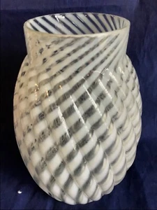 BUCKEYE Sellerie Vase GLAS FRANZÖSISCH OPALISIEREND CHRYSANTHEMENVASE LÖFFEL - Bild 1 von 3