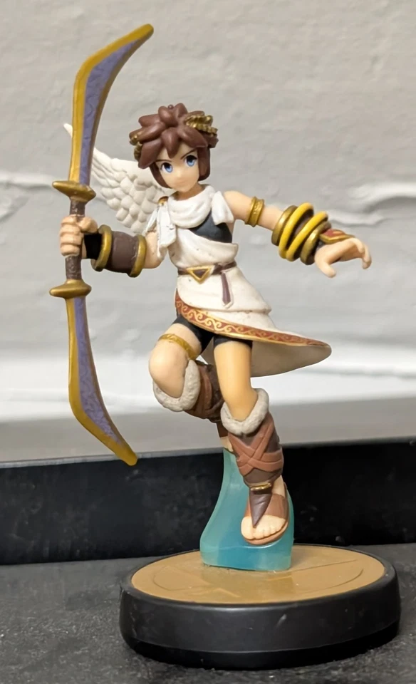 Damaged Pit Amiibo - Image 1 of 1