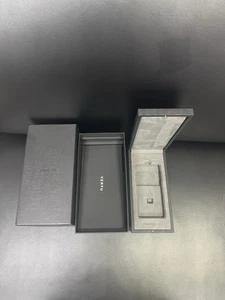 Téléphone portable Vertu boîte vide uniquement d'origine - Photo 1 sur 1