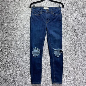 Free People Skinny Jeans Size 27x25 Distressed Torn Stretch Denim Blue Mid Rise - Picture 1 of 8