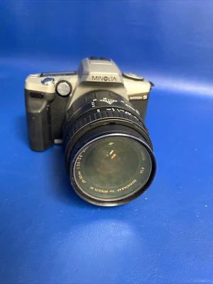 USED Minolta Maxxum 5 35mm SLR Film Camera / WORKING - Image 1 of 4